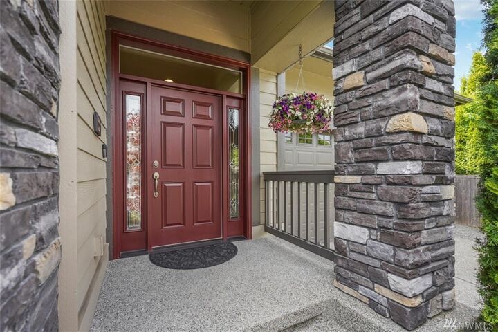 Property Photo:  18414  36th Drive SE  WA 98012 