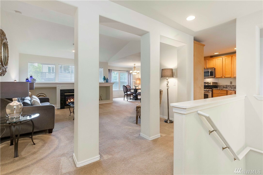 Property Photo: 8508 Main St B202 WA 98026