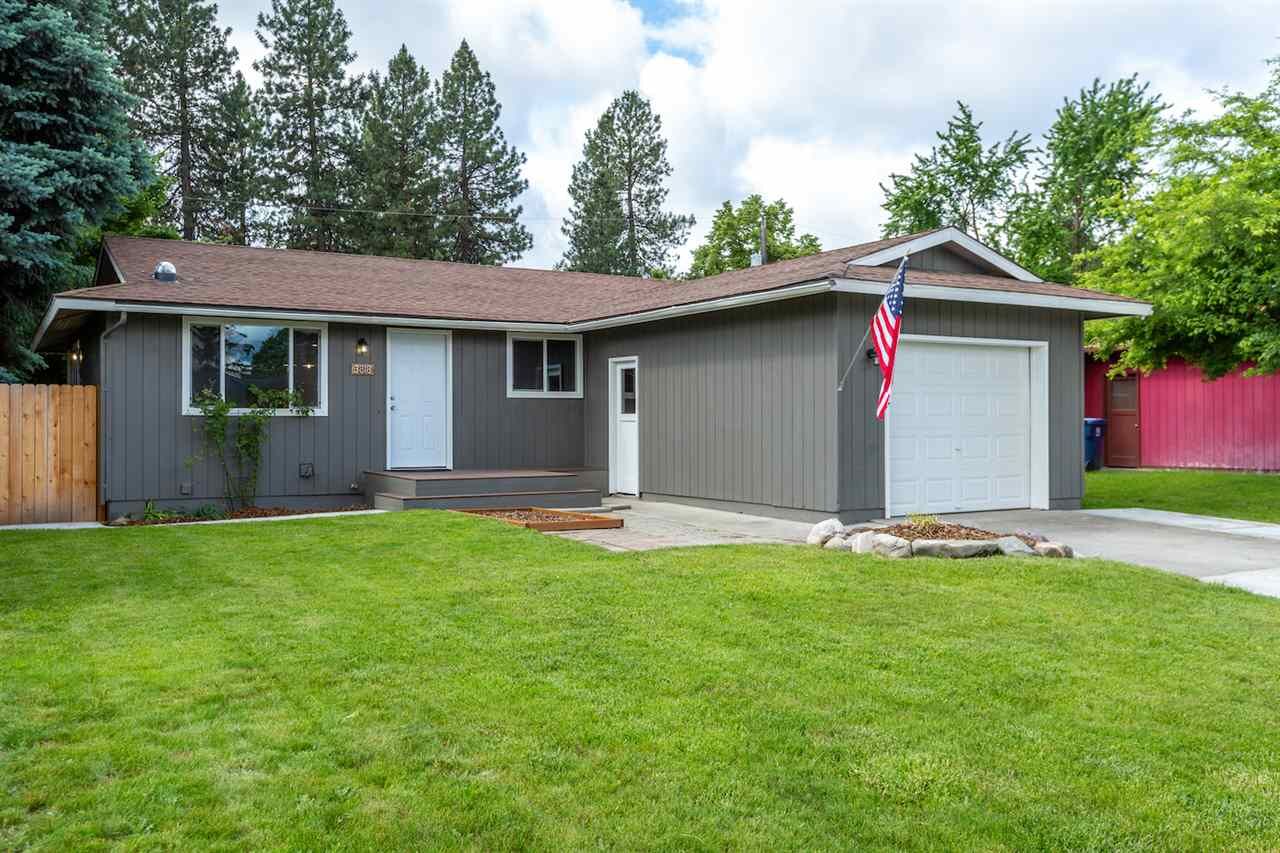 Property Photo: 3818 E Hartson Ave WA 99202