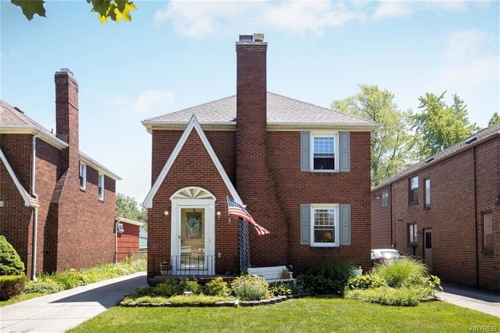 Property Photo:  343 Louvaine Drive  NY 14223 