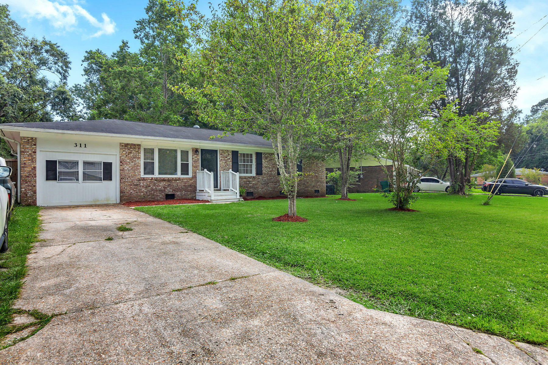 Property Photo: 311 Laurel Avenue SC 29445