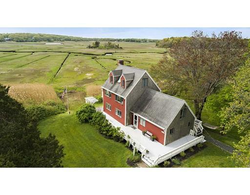 Property Photo: 50 Brewster Rd MA 02050