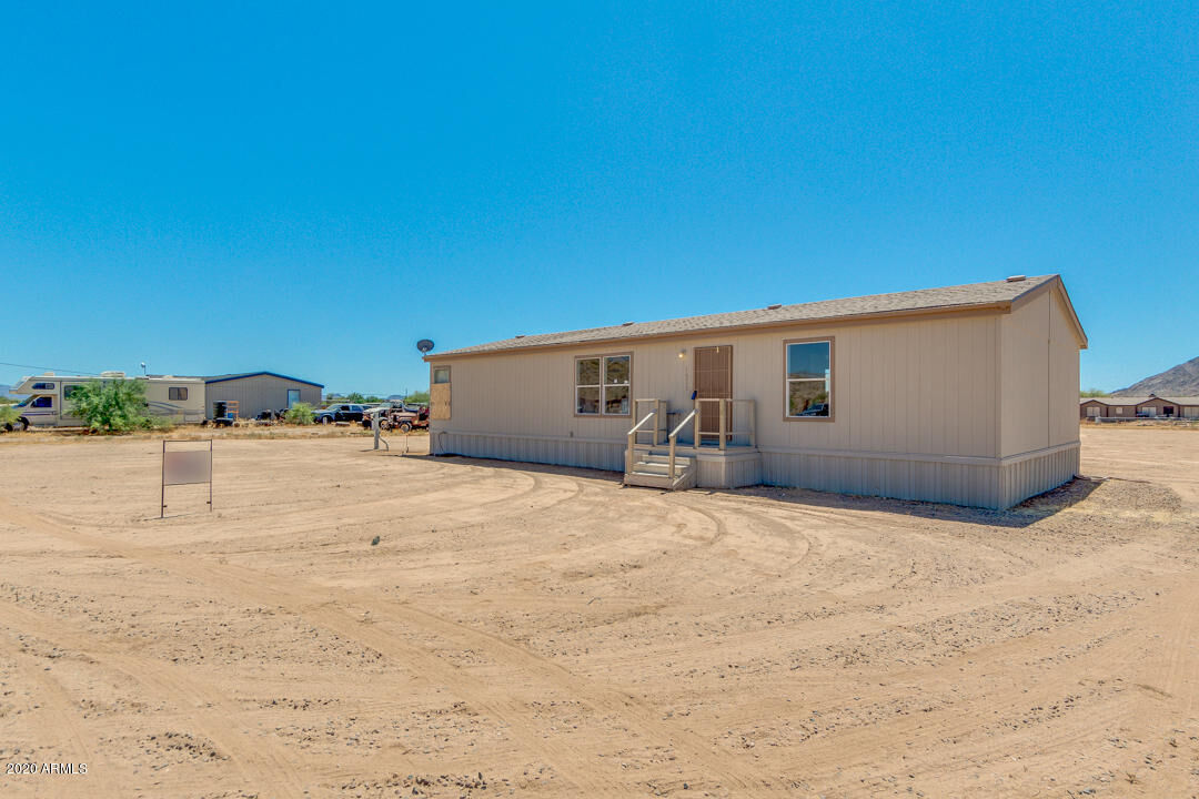 Property Photo:  16432 S 201st Drive  AZ 85326