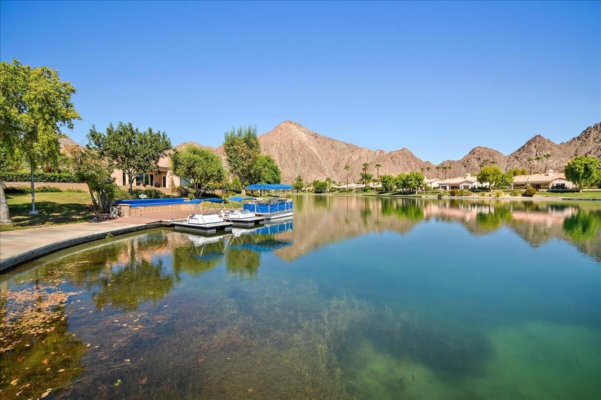 Property Photo:  48247 Calle Florista  CA 92253 