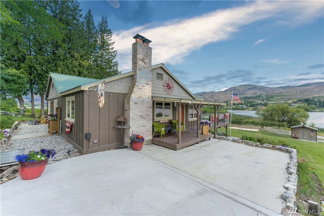 Property Photo: 2876 Green Ave WA 98831