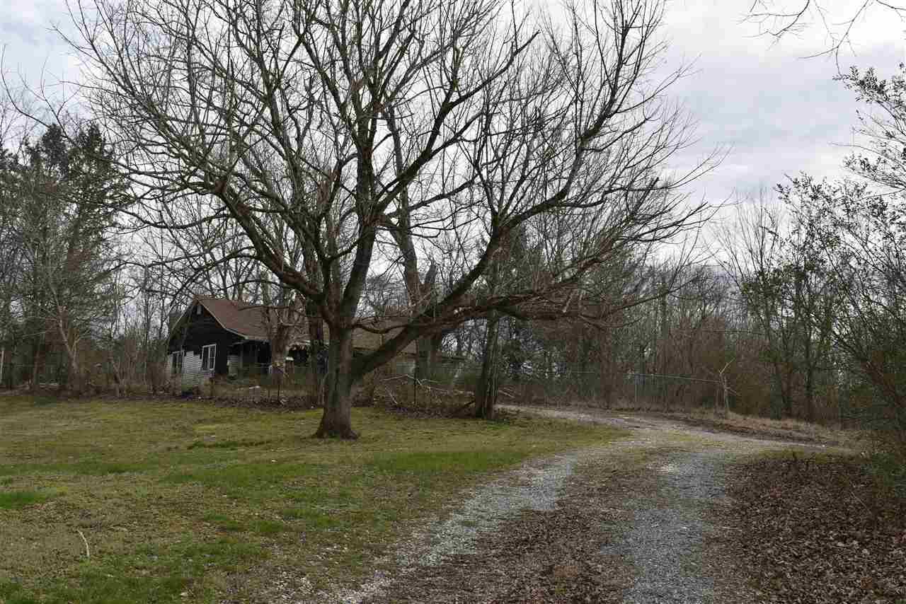 Property Photo:  2007 County Road 561  TN 37329 