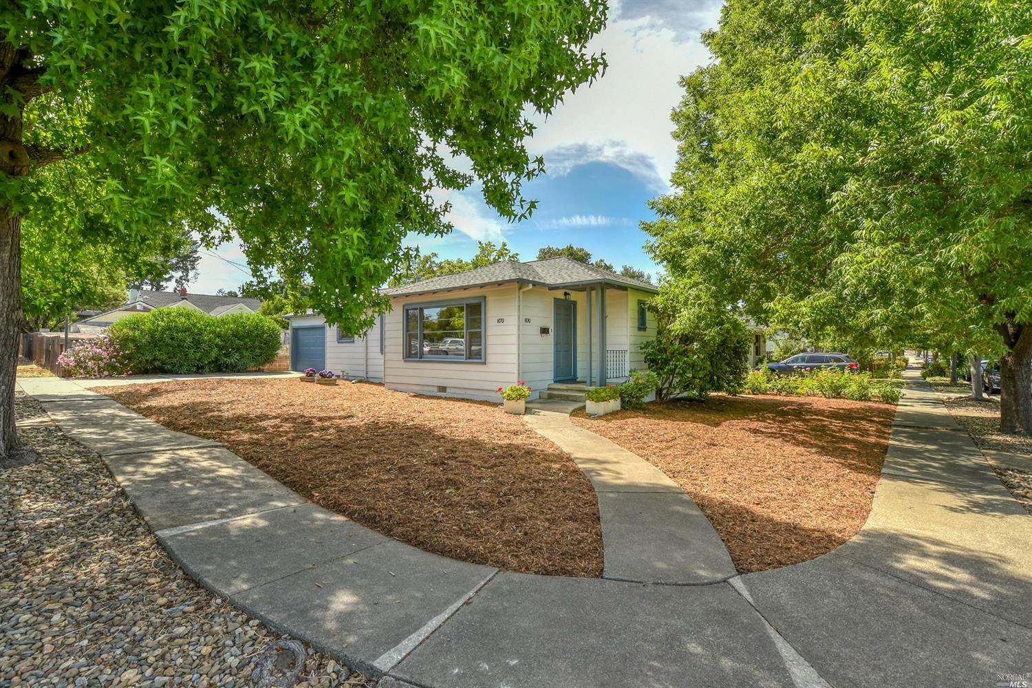 Property Photo:  870 Paul Avenue  CA 94558 