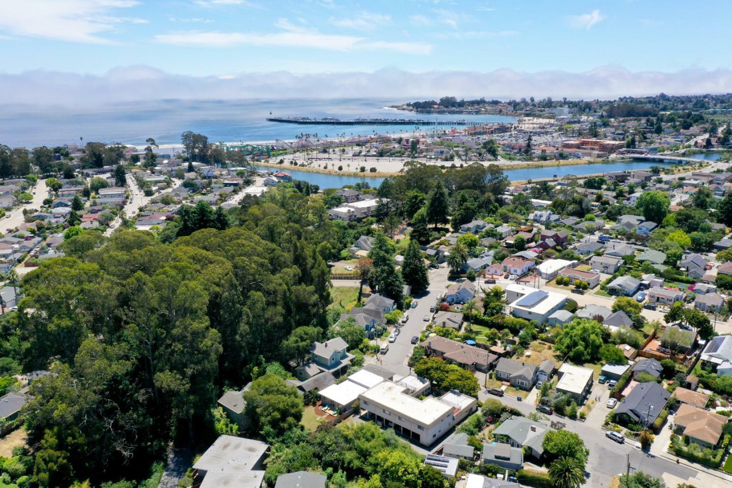 Property Photo: 94 Caledonia Street CA 95062
