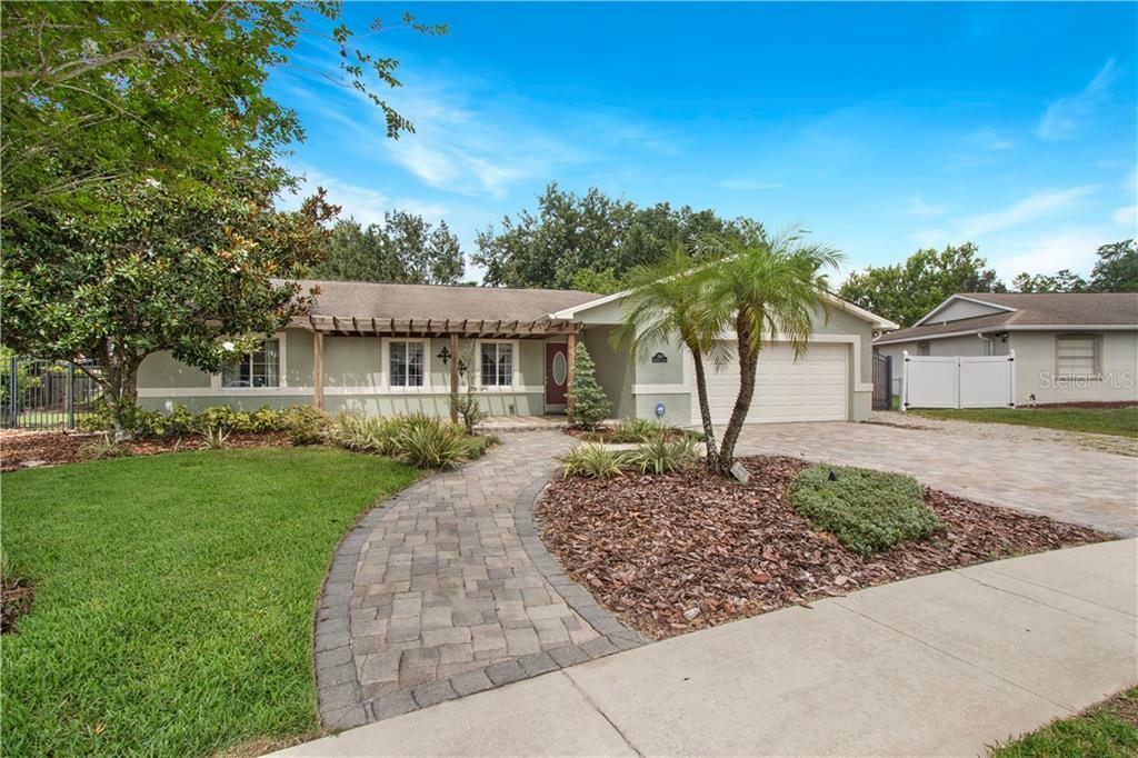 Property Photo: 3710 Hawthorne Lane FL 32792