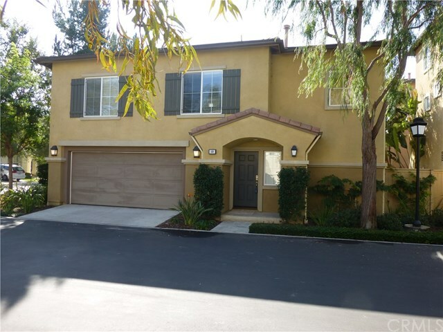 Property Photo:  10 Pearleaf  CA 92618 