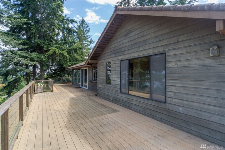 Property Photo:  231  Windship  WA 98368 