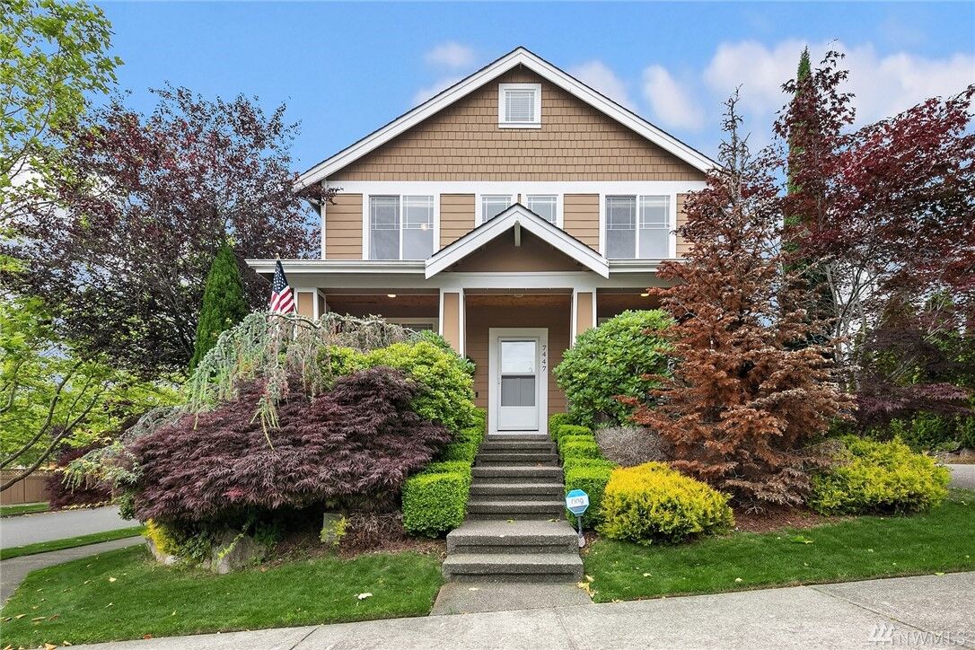 Property Photo: 7447 Dogwood Lane SE WA 98065