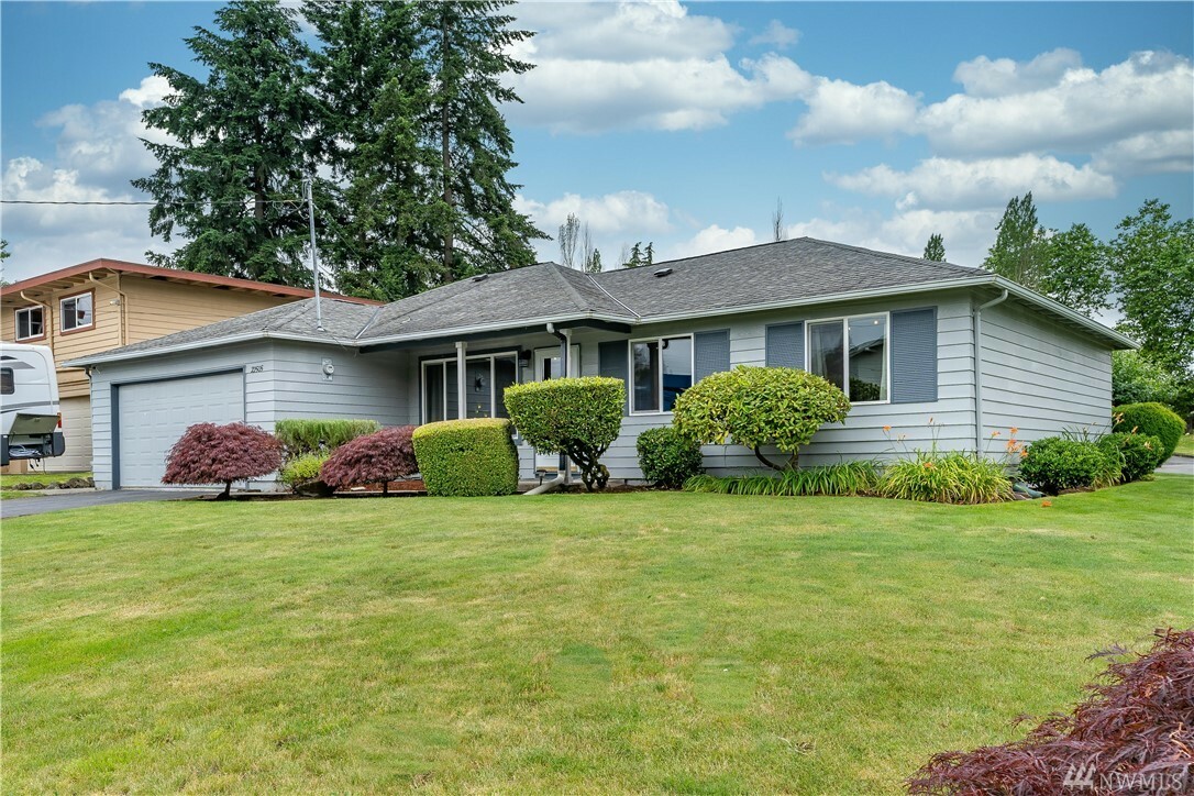 Property Photo: 22505 108th Ave SE WA 98031