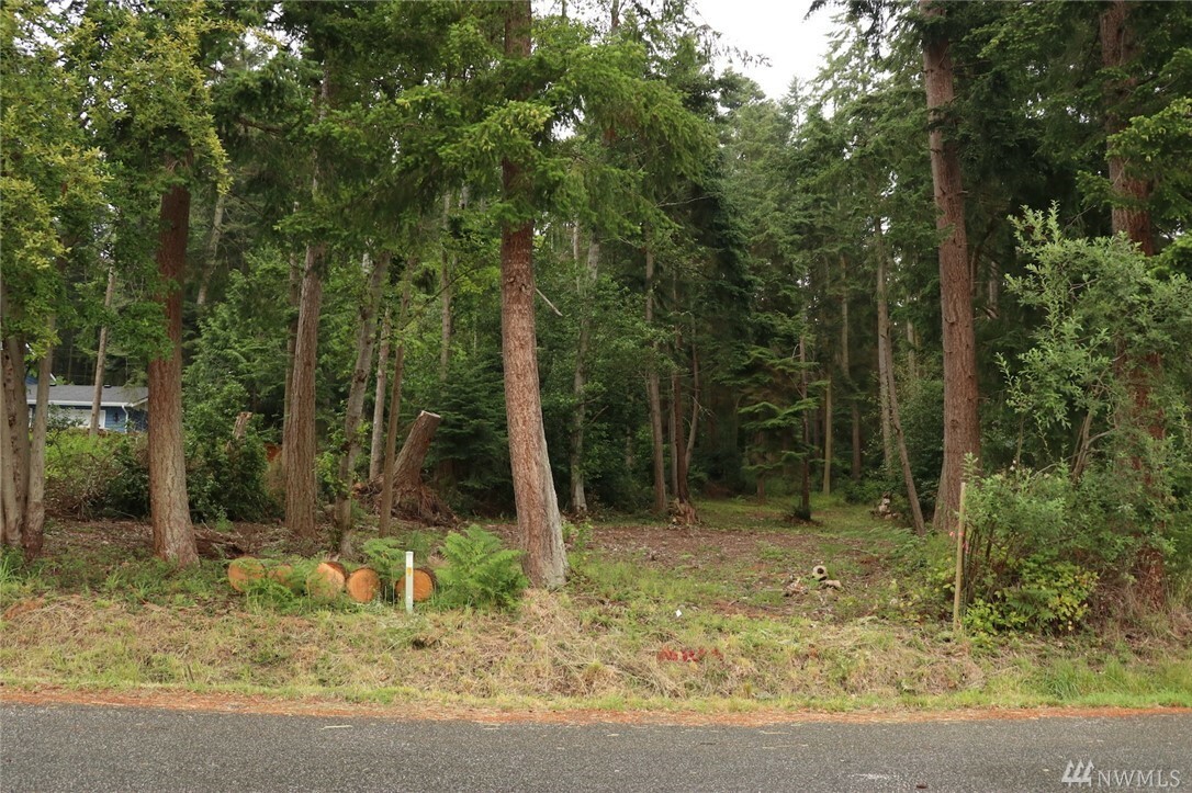 Property Photo:  4073 Beach Dr  WA 98249 