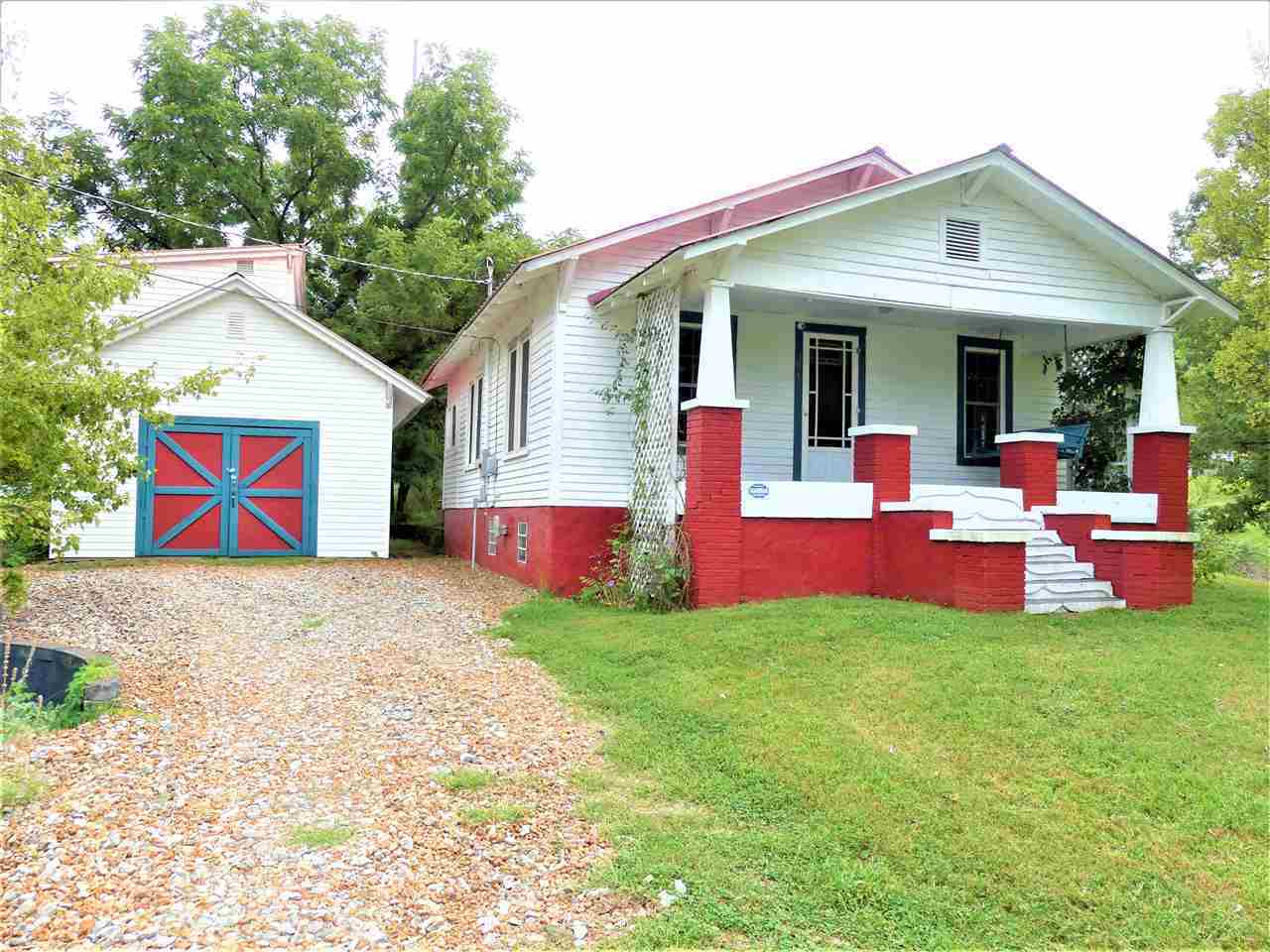 Property Photo: 155 County Road 906 TN 37331