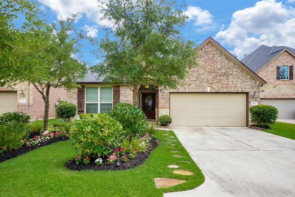 Property Photo:  111 S Sawbridge Circle  TX 77389 