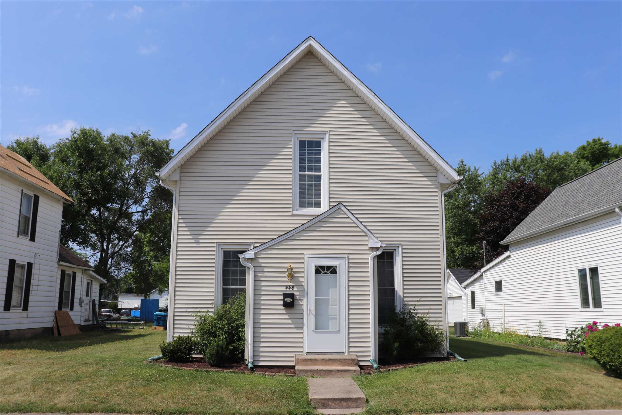 Property Photo:  448 Mayne Street  IN 46750-3432 