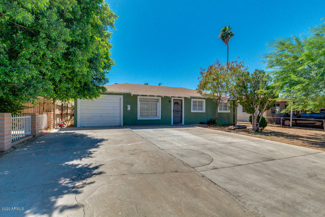 Property Photo:  4711 N 47th Drive  AZ 85031 