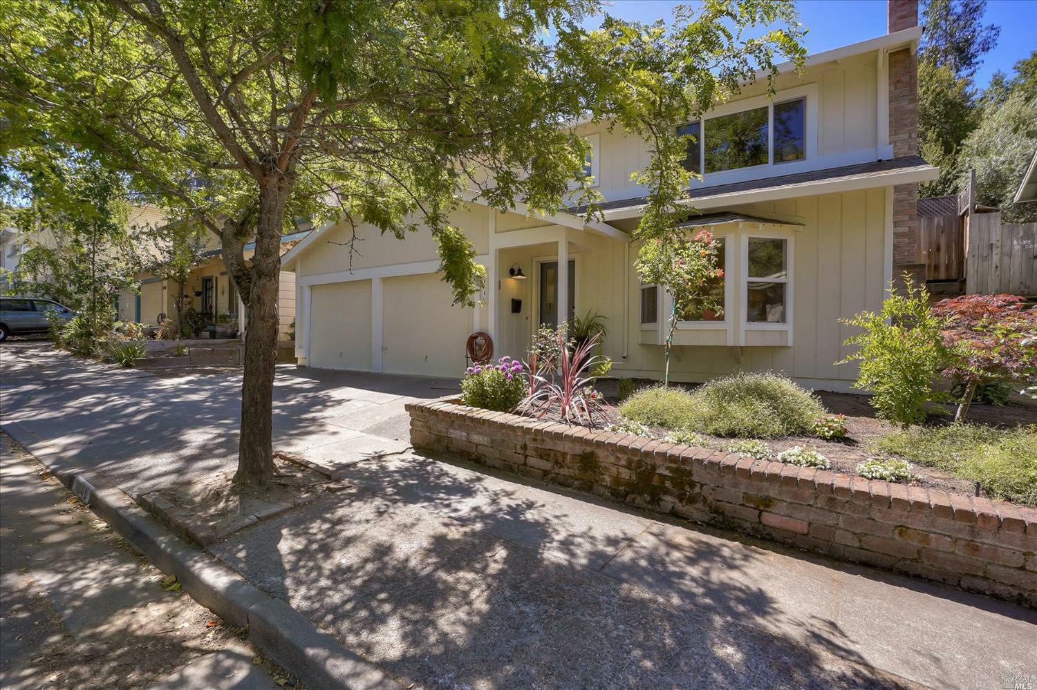 Property Photo:  1040 McNear Avenue  CA 94952 