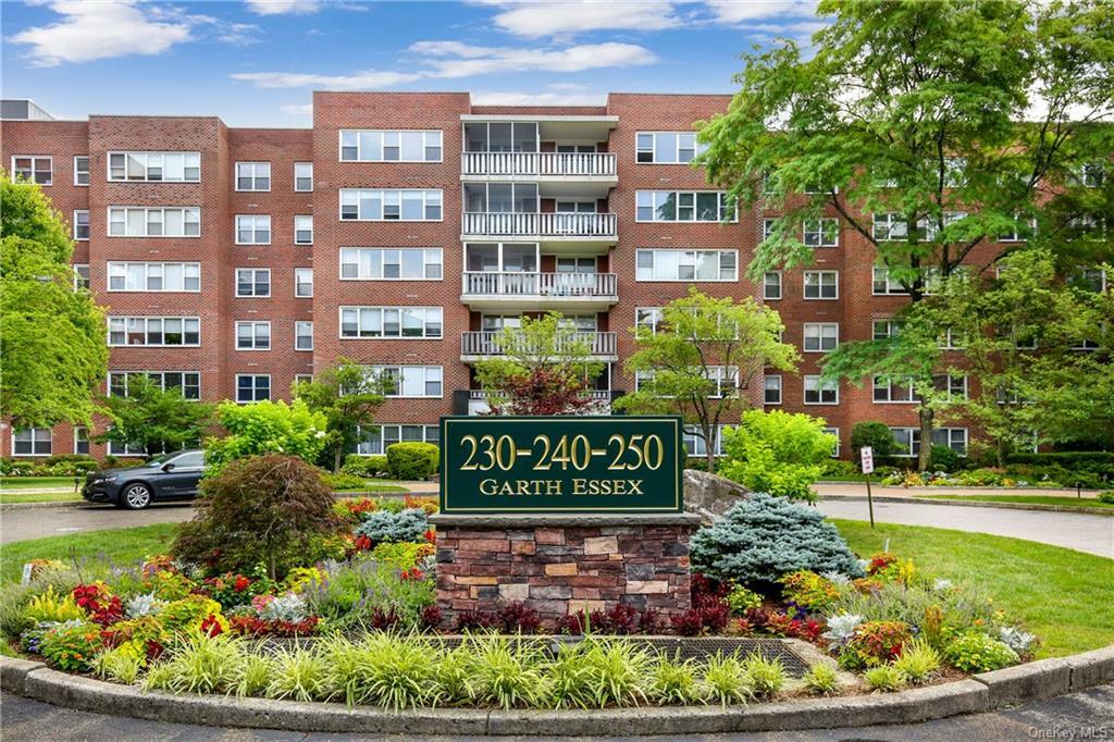 Property Photo: 240 Garth Road 4H2 NY 10583