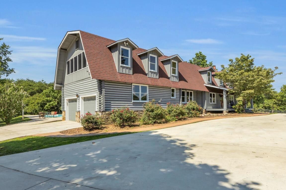 Property Photo:  2664 Poe Road  TN 37379 