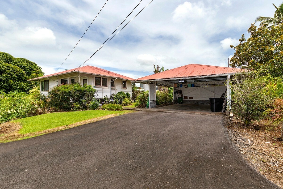 Property Photo: 1175 Komohana St HI 96720