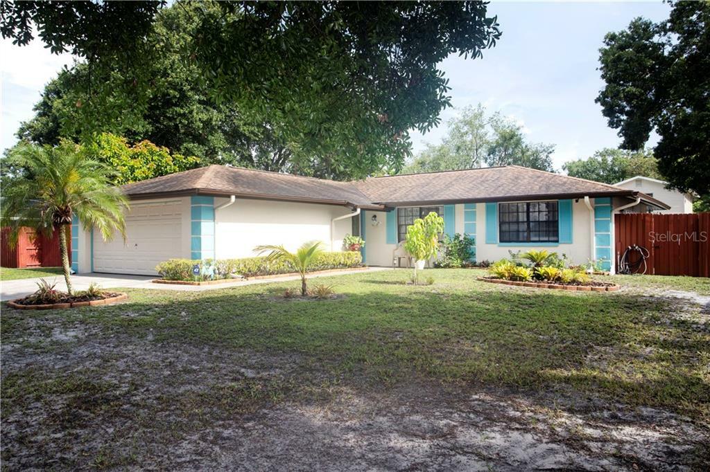 Property Photo: 751 Caliente Drive FL 33511