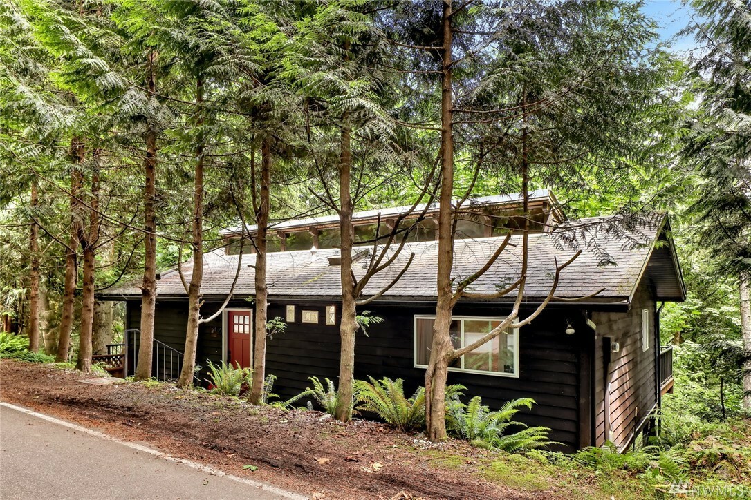 Property Photo:  21 Deer Run Lane  WA 98229 