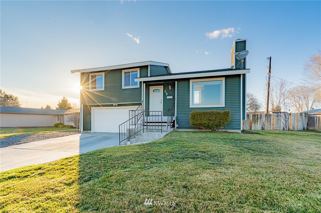 316 N Central Drive  Moses Lake WA 98837 photo