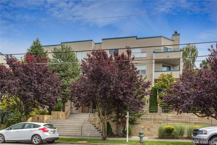 Property Photo:  6970  California Avenue SW B303  WA 98136 