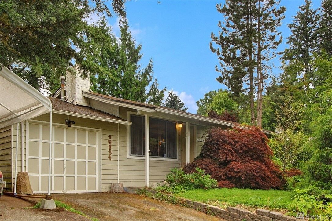 Property Photo: 15831 199 Avenue NE WA 98077