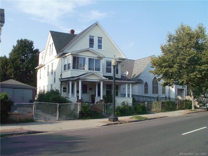 525 Connecticut Avenue  Bridgeport CT 06607 photo
