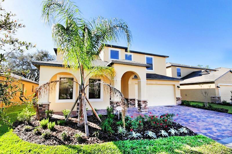 Property Photo: 1121 Cypress Pointe Boulevard FL 33896