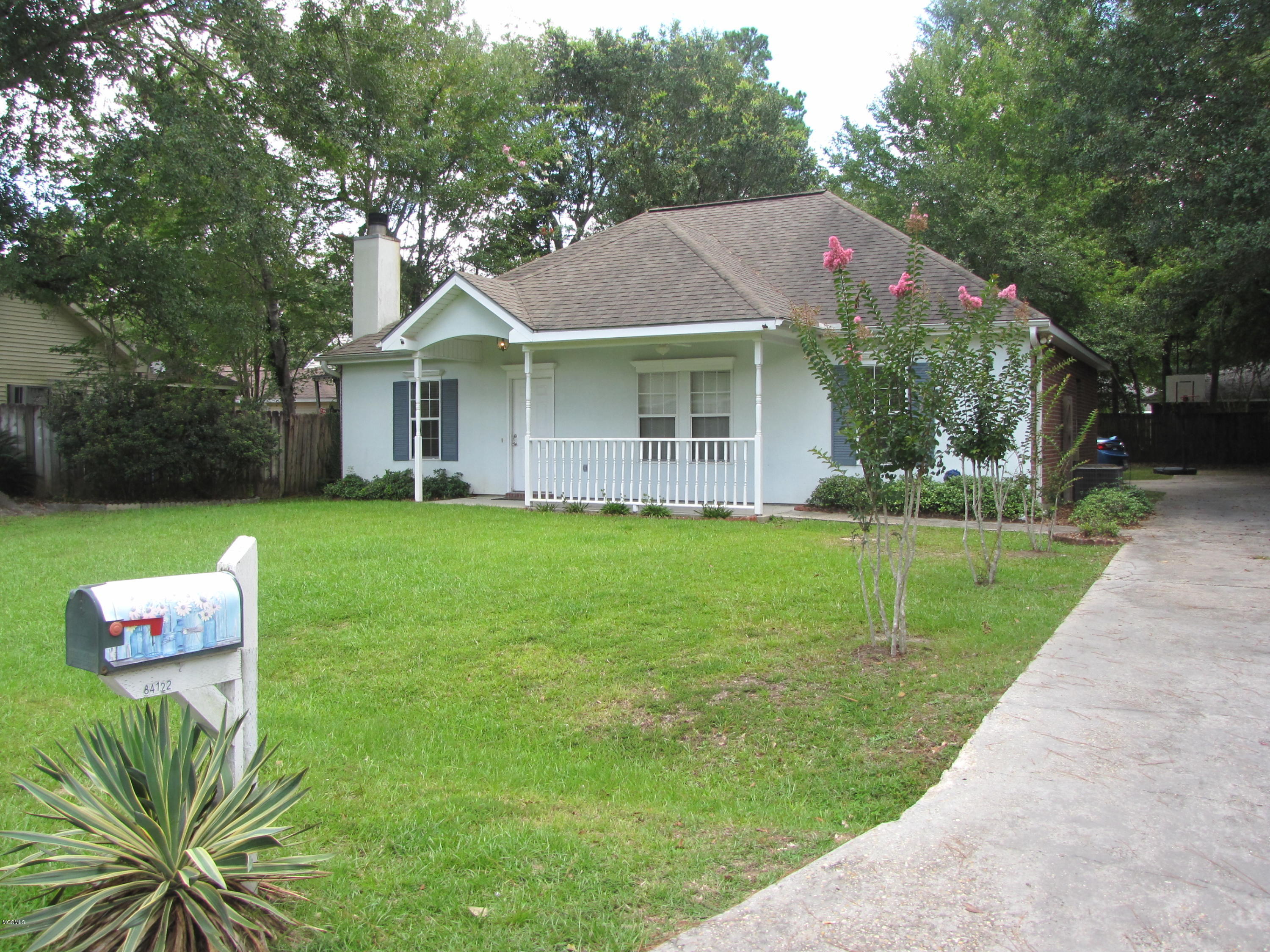 Property Photo: 84122 Op La Way MS 39525