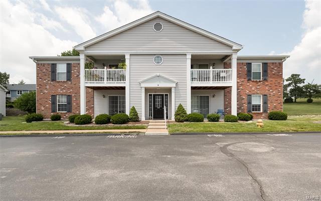Property Photo: 9 Berview Circle H 63129