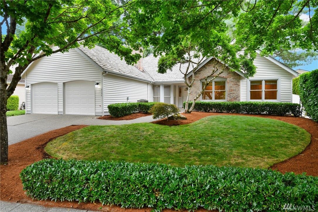 Property Photo: 6134 147th Place NE WA 98052