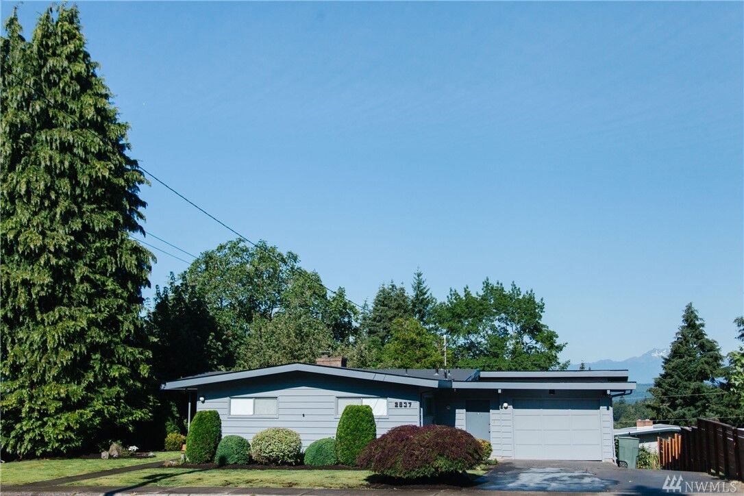 Property Photo: 2837 Halverson Avenue WA 98310