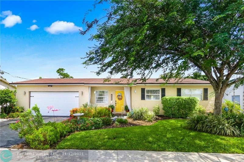 Property Photo: 6725 NW 27th St FL 33063
