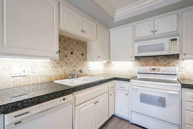 Property Photo: 3639 Summershore Lane CA 91361