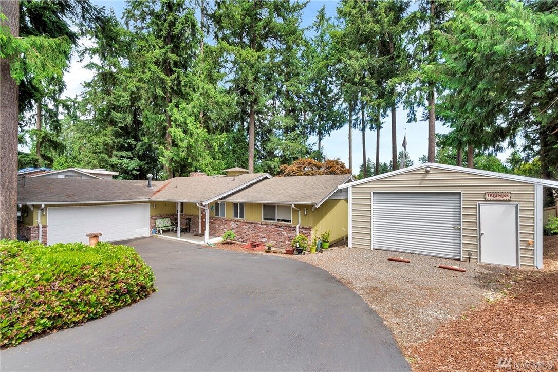 Property Photo: 10201 64th Avenue Ct E WA 98373