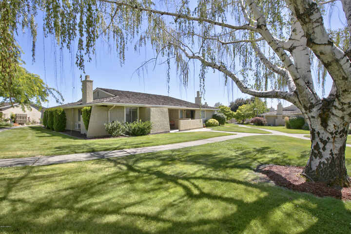 627 N 50th Ave 22  Yakima WA 98908 photo