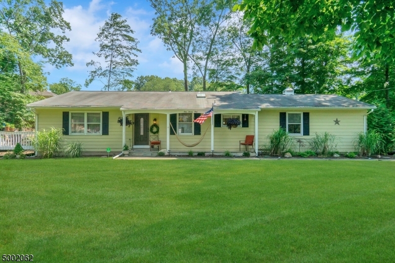 Property Photo: 121 Park Pl NJ 07950
