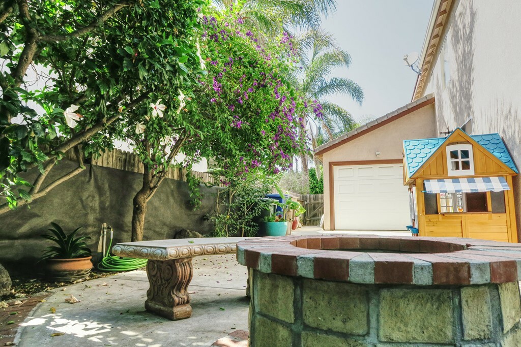 Property Photo:  9332 Chico Drive  CA 93004 