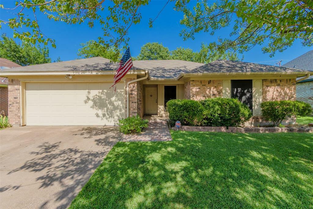 Property Photo:  6717 Country Creek Drive  TX 76001 