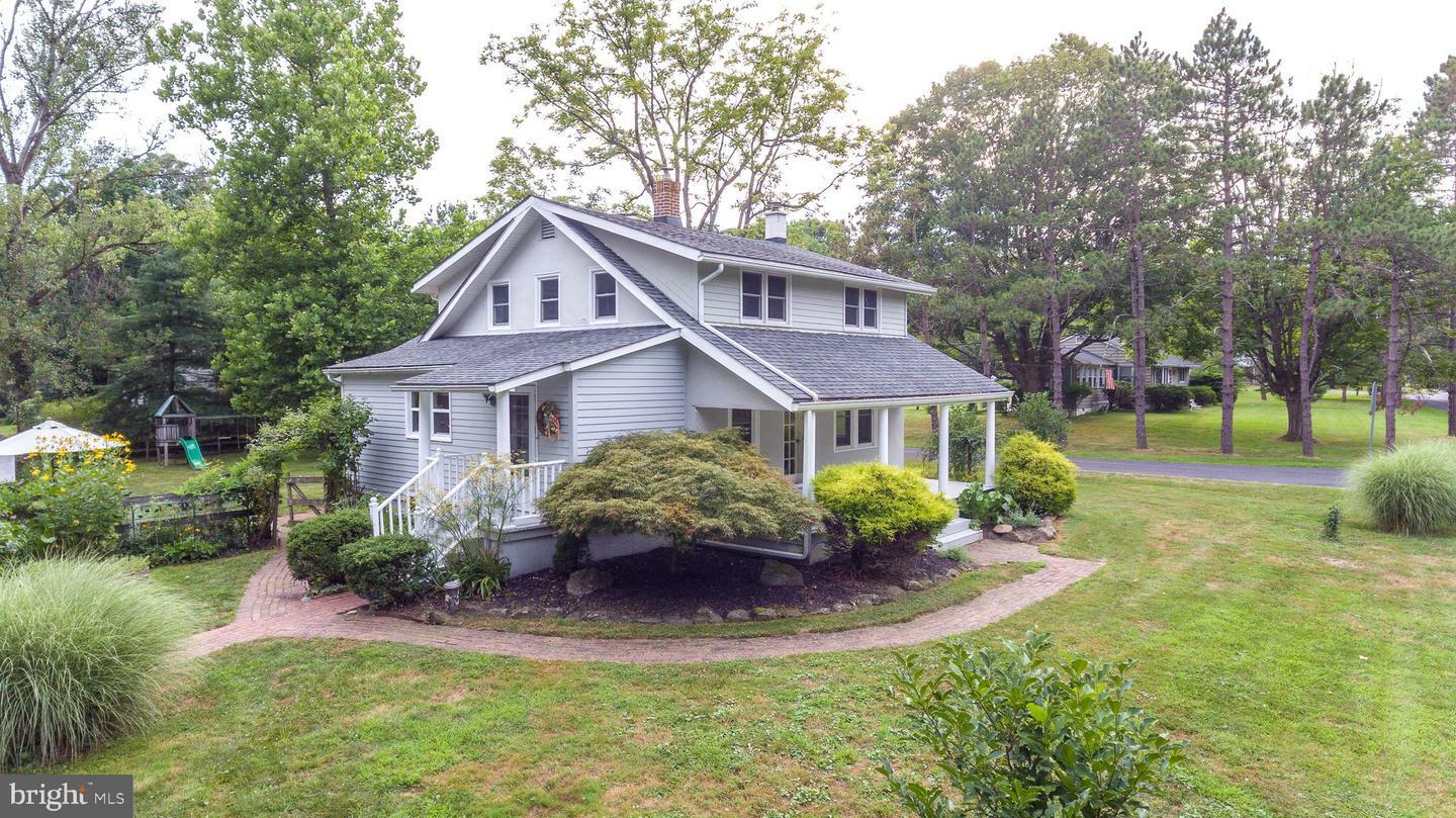 Property Photo:  1584 Chestnut Ridge Road  PA 18972 