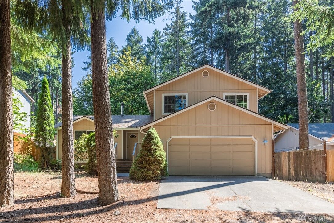 Property Photo:  18010 Upland Dr SE  WA 98597 