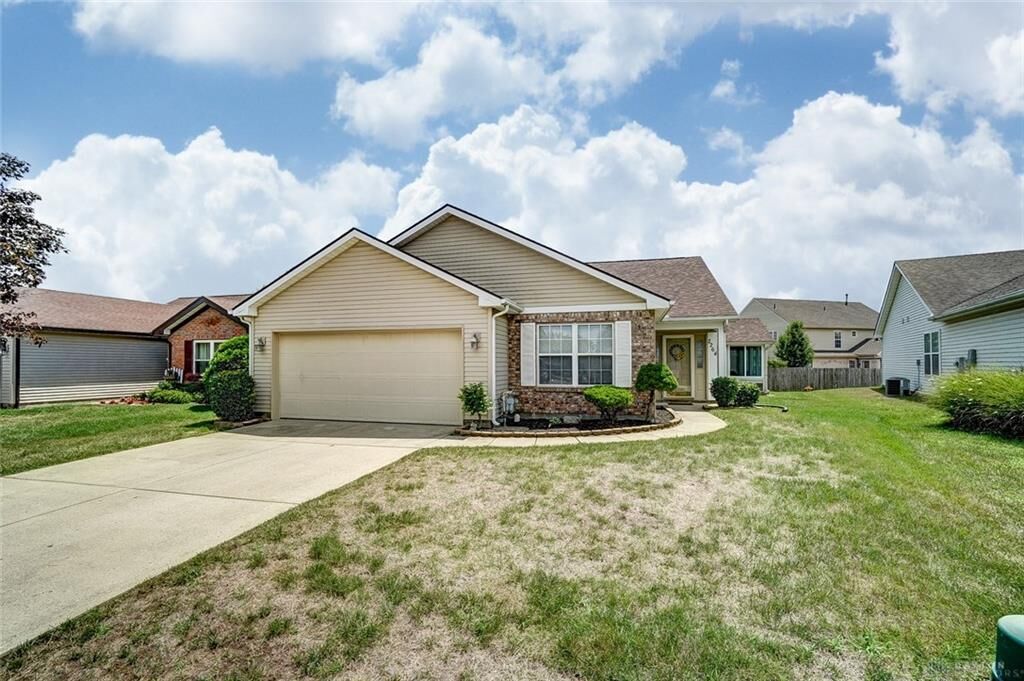 Property Photo: 2264 Villagewood Court OH 45342