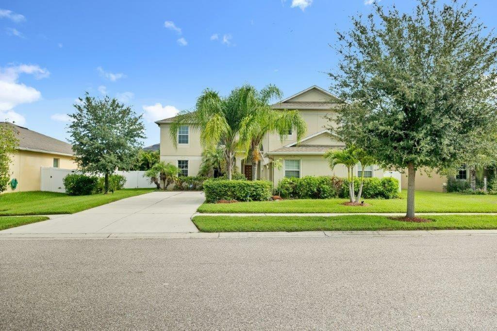 Property Photo:  126 Orange Mill Avenue  FL 33570 