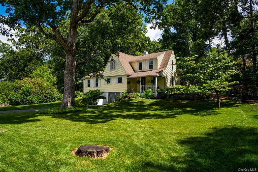 Home for sale in Monroe 409 Round Lake Park Road, Monroe, NY 10950