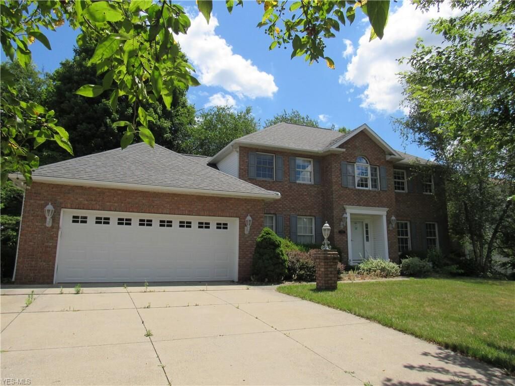 Property Photo:  343 Carol Way  OH 44281 